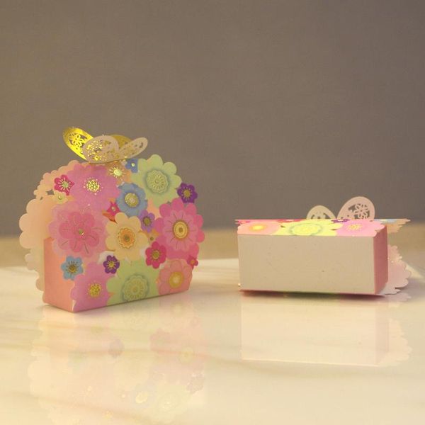 gift wrap butterfly buckle christmas day packing box celebration party table candy
gift wrap butterfly buckle christmas day packing box celebration party table candy