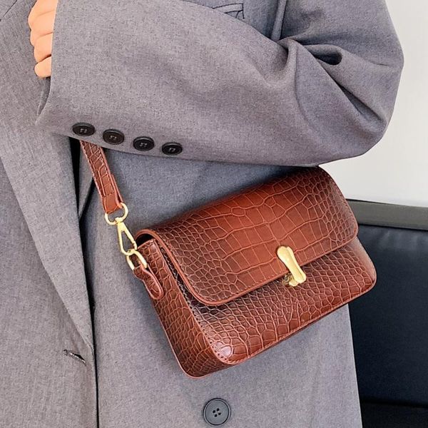 evening bags 2021 trendy all-match autumn one-shoulder messenger bag stone pattern underarm small square retro fashion female
evening bags 2021 trendy all-match autumn one-shoulder messenger bag stone pattern underarm small square retro fashion female