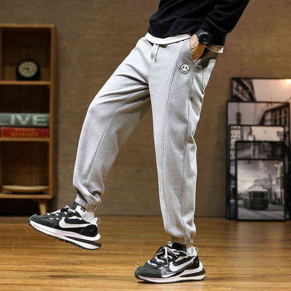 jeans boys' casual spring and autumn loose sports leggings men's students' versatile pants, Blue
jeans boys' casual spring and autumn loose sports leggings men's students' versatile pants, Blue
