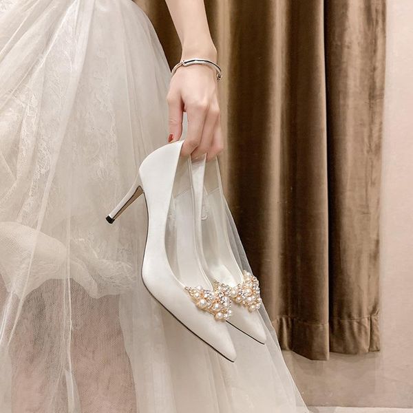 dress shoes fashion shallow mouth pearl beaded with satin high heels bridesmaid white women, Black
dress shoes fashion shallow mouth pearl beaded with satin high heels bridesmaid white women, Black