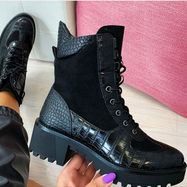 winter women ankle boots motorcycle black patchwork leather platform square heel crocodile pattern fashion biker shoes ladies
winter women ankle boots motorcycle black patchwork leather platform square heel crocodile pattern fashion biker shoes ladies