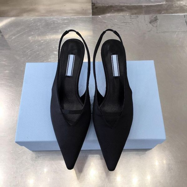 dress shoes casual designer women pumps black patent leather point toe high heels slingback zapatos mujer sandalias de las mujeres
dress shoes casual designer women pumps black patent leather point toe high heels slingback zapatos mujer sandalias de las mujeres