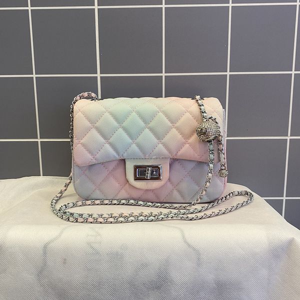small fragrance gradient rhomboid chain bag 2021 summer fashion net red high-grade one shoulder messenger
small fragrance gradient rhomboid chain bag 2021 summer fashion net red high-grade one shoulder messenger
