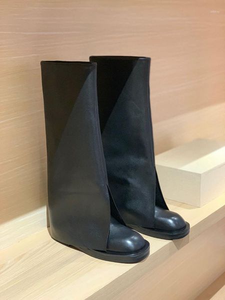boots fashion women 2021 genuine leather knee-high boots, winter ,size 35-40,genuine shoes1, Black
boots fashion women 2021 genuine leather knee-high boots, winter ,size 35-40,genuine shoes1, Black