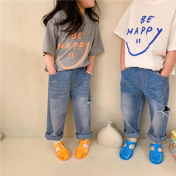 2021 spring new arrival girls fashion denim jeans kids korean design pants blue jeans hole
2021 spring new arrival girls fashion denim jeans kids korean design pants blue jeans hole