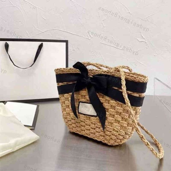 2021 luxury design vegetable basket portable beach bag genuine leather handbag shoulder
2021 luxury design vegetable basket portable beach bag genuine leather handbag shoulder
