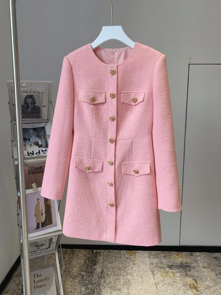 women's wool & blends the simple design and elegant style of pink coat in early autumn make it easy to wear everyday, Black
women's wool & blends the simple design and elegant style of pink coat in early autumn make it easy to wear everyday, Black