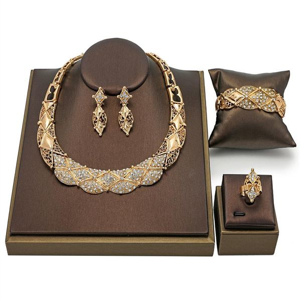 earrings & necklace 2021 design exquisite woman accessories jewelry set dubai gold bridal african beads women costume, Silver
earrings & necklace 2021 design exquisite woman accessories jewelry set dubai gold bridal african beads women costume, Silver