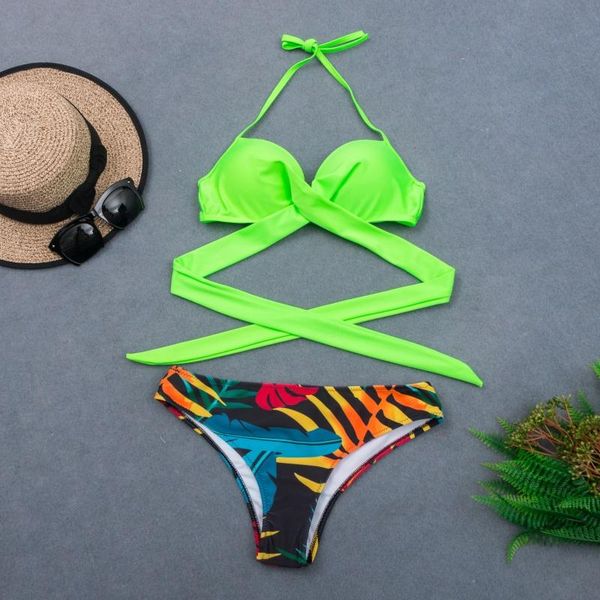 neon green push up bikini 2021 female swimsuit women swimwear two-pieces bikini set bather halter bathing suit swim wear
neon green push up bikini 2021 female swimsuit women swimwear two-pieces bikini set bather halter bathing suit swim wear