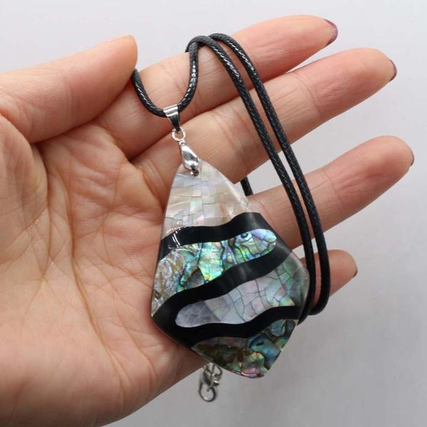 pendant necklaces 2021 -selling product natural shell necklace exquisite personality high-quality jewelry size 50x50mm, Silver
pendant necklaces 2021 -selling product natural shell necklace exquisite personality high-quality jewelry size 50x50mm, Silver