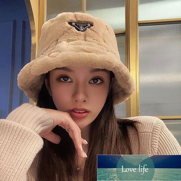 warm basin hat korean version of the wild triangle label fur hat youth shopping leisure fisherman cute art hat factory price expert design q, Blue;gray
warm basin hat korean version of the wild triangle label fur hat youth shopping leisure fisherman cute art hat factory price expert design q, Blue;gray