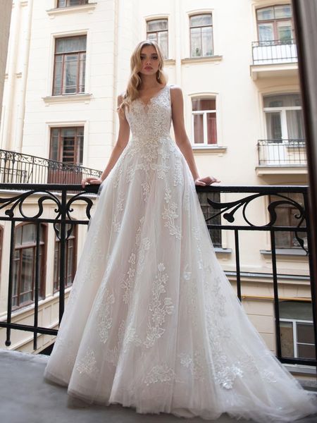 other wedding dresses tulle lace appliqued v neck sweep train a line open back bridal gowns bride 2021 vestido de novia mariage, White
other wedding dresses tulle lace appliqued v neck sweep train a line open back bridal gowns bride 2021 vestido de novia mariage, White