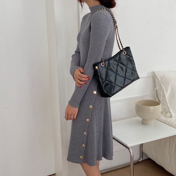 high mid-neck shape knitted 2021 korean fall solid all-match waist dress in background 60tw, Black;pink
high mid-neck shape knitted 2021 korean fall solid all-match waist dress in background 60tw, Black;pink