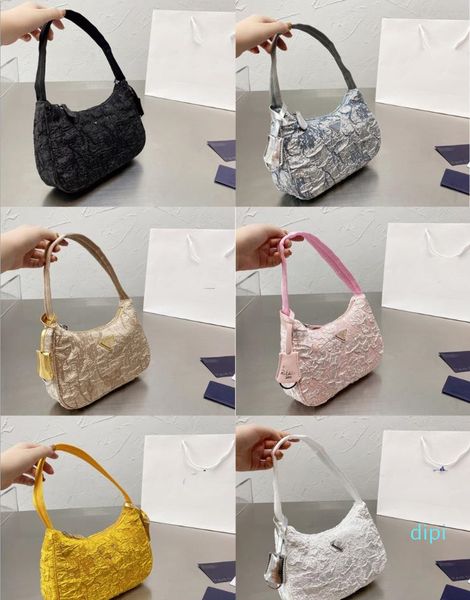 2021 spring and summer new p arranging bag small intral bag soft put a solid color fashion wild handbag cross female bag
2021 spring and summer new p arranging bag small intral bag soft put a solid color fashion wild handbag cross female bag