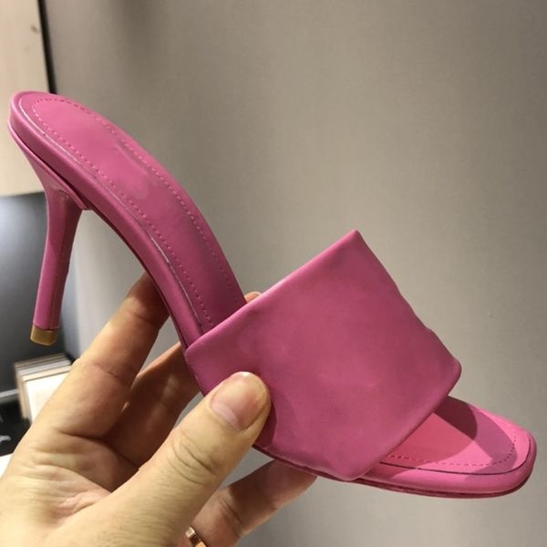 80% off shoes high heel slippers women casual shoes woman runway mujer big size zapatos de new thin, Black
80% off shoes high heel slippers women casual shoes woman runway mujer big size zapatos de new thin, Black