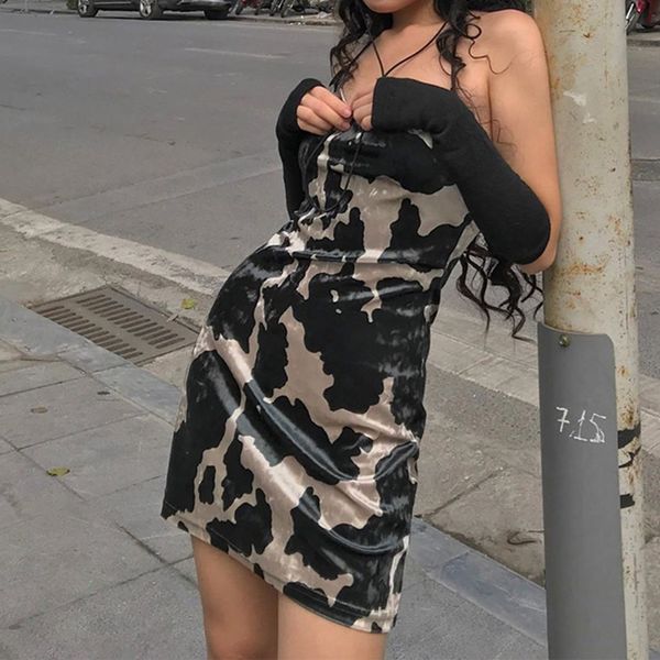 2021 summer camouflage spaghetti strap dresses streetwear gothic ladies sleeveless dresses 90s vacation outfits, Black;gray
2021 summer camouflage spaghetti strap dresses streetwear gothic ladies sleeveless dresses 90s vacation outfits, Black;gray