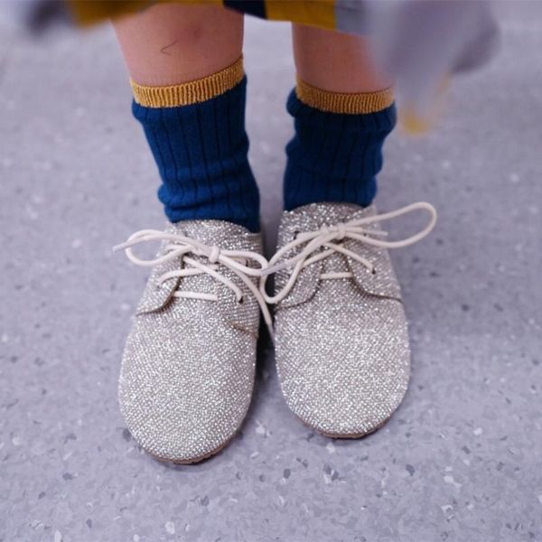 athletic & outdoor 2021 autumn fashion girls shoes shiny glitter leather flats for big kids princess sweet wedding sequins, Black
athletic & outdoor 2021 autumn fashion girls shoes shiny glitter leather flats for big kids princess sweet wedding sequins, Black