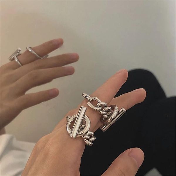 cluster rings 2021 hollow toggle clasp twisted silver color chain circle bar geometric punk for women men minimalist party jewelry, Golden;silver
cluster rings 2021 hollow toggle clasp twisted silver color chain circle bar geometric punk for women men minimalist party jewelry, Golden;silver