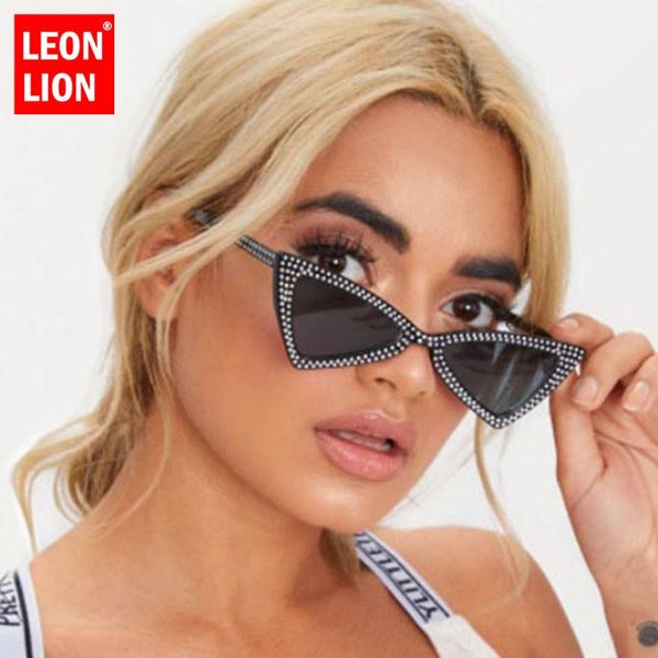 leonlion 2021 crystal triangle sunglasses women ocean lens classic vintage sun glasses outdoor uv400 masculino, White;black
leonlion 2021 crystal triangle sunglasses women ocean lens classic vintage sun glasses outdoor uv400 masculino, White;black