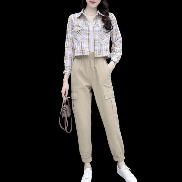 women's two piece pants 2021 spring tooling suits female three-piece set plaid shirt western style fried street suit leisure, White
women's two piece pants 2021 spring tooling suits female three-piece set plaid shirt western style fried street suit leisure, White