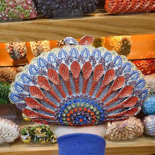xiyuan multicolor hollow diamond women birthday evening bag clutch bags wedding party bridal crystal handbags purse
xiyuan multicolor hollow diamond women birthday evening bag clutch bags wedding party bridal crystal handbags purse