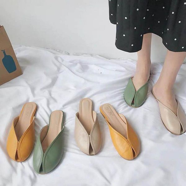 new fashion split toe shoes casual women's flat bottom soft bottom pig feet horse feet sheep summer sandals slippers, Black
new fashion split toe shoes casual women's flat bottom soft bottom pig feet horse feet sheep summer sandals slippers, Black
