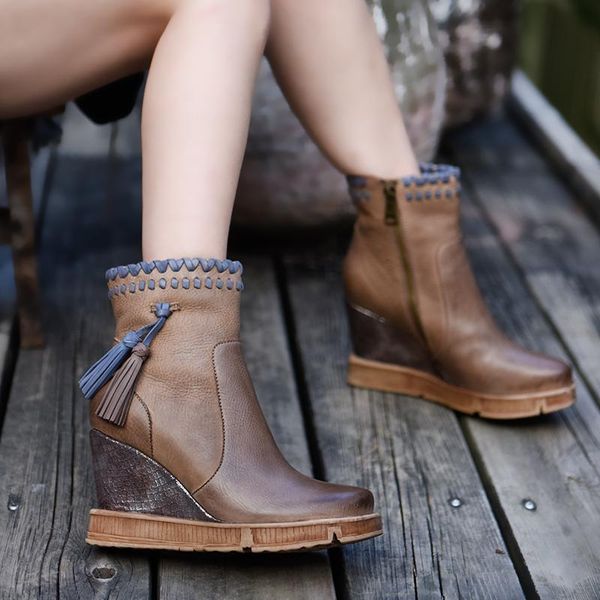 boots artmu autumn and winter 2021 euro-american style wedges heels cowhide shoes high retro handmade women's fringe, Black
boots artmu autumn and winter 2021 euro-american style wedges heels cowhide shoes high retro handmade women's fringe, Black