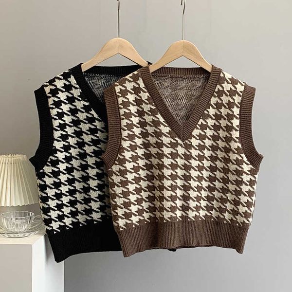 spring retro printed v-neck sleeveless vest women's knitted loose short casual vest 210709, White
spring retro printed v-neck sleeveless vest women's knitted loose short casual vest 210709, White