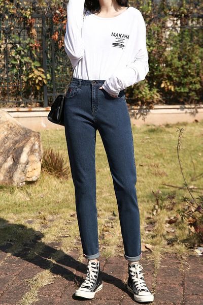 women's jeans 2021 style autumn and spring plus size women pants high waist fashion denim harem trousers for lady, Blue
women's jeans 2021 style autumn and spring plus size women pants high waist fashion denim harem trousers for lady, Blue