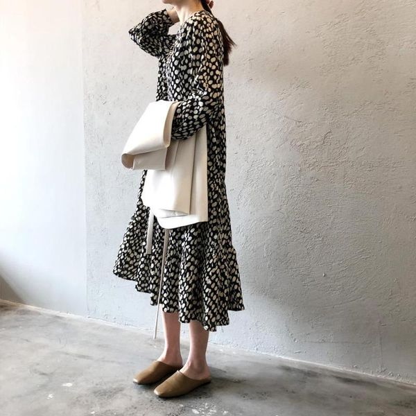 casual dresses 2021 women summer long dress arrival sleeve polyester black a-line o-neck empire polka dot beige, Black;gray
casual dresses 2021 women summer long dress arrival sleeve polyester black a-line o-neck empire polka dot beige, Black;gray