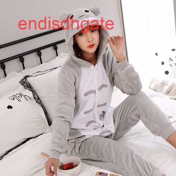 cartoon flannel animal unicorn one piece pajamas dinosaur lovers home clothes men and women, Black;white
cartoon flannel animal unicorn one piece pajamas dinosaur lovers home clothes men and women, Black;white
