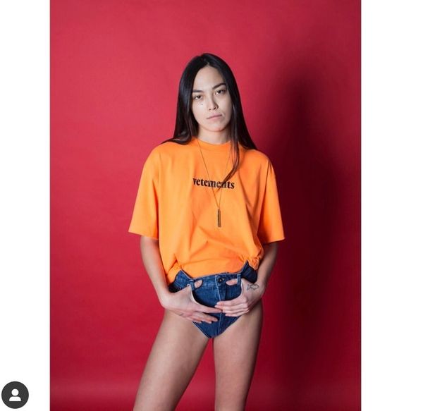 2021 new t shirt men women sticker tees streetwear fashion cotton short sleeve vetements t-shirts xk0b, White
2021 new t shirt men women sticker tees streetwear fashion cotton short sleeve vetements t-shirts xk0b, White
