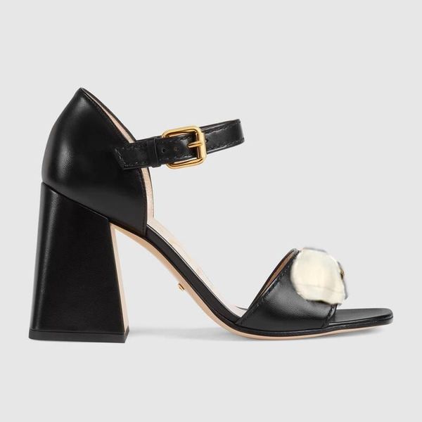 2021 designer's latest fashion comfortable women's sandals high heels 34-41 metal buckle luxury atmosphere quality, Black
2021 designer's latest fashion comfortable women's sandals high heels 34-41 metal buckle luxury atmosphere quality, Black