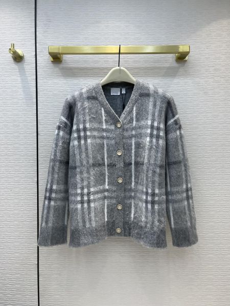 2021 autumn winter milan runway sweaters v neck long sleeve high end jacquard cardigan women's designer clothing 0918-8, White;black
2021 autumn winter milan runway sweaters v neck long sleeve high end jacquard cardigan women's designer clothing 0918-8, White;black