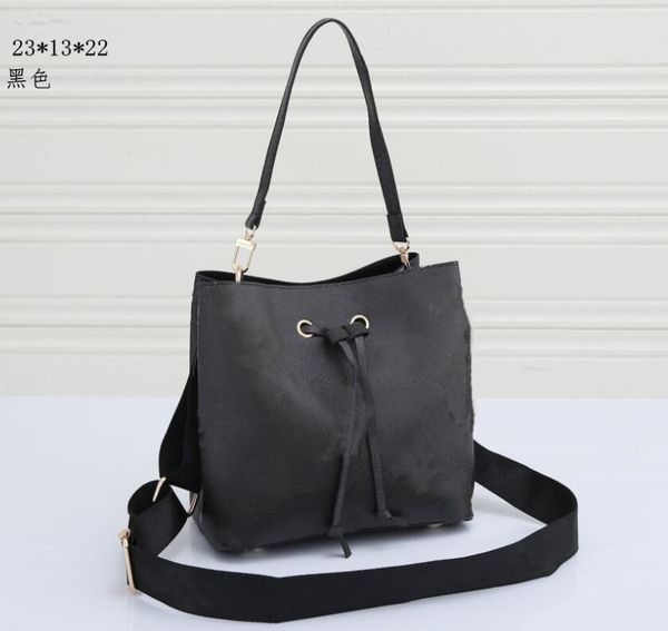 bags designers fashion bucket bag chain makeup amous party shoulder women diagonal big letters
bags designers fashion bucket bag chain makeup amous party shoulder women diagonal big letters