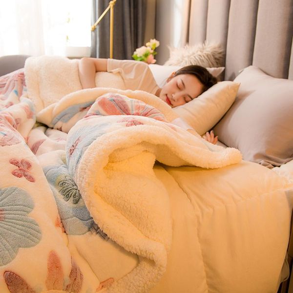 cashmere double blanket thickened quilt cover winter blanket flannel bed single student dormitory
cashmere double blanket thickened quilt cover winter blanket flannel bed single student dormitory