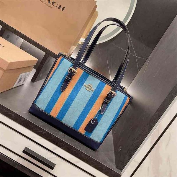 factory c latest women's hand-held messenger bag, fashionable fairy, high-quality real s personalized luxuryss designerss bag yw
factory c latest women's hand-held messenger bag, fashionable fairy, high-quality real s personalized luxuryss designerss bag yw