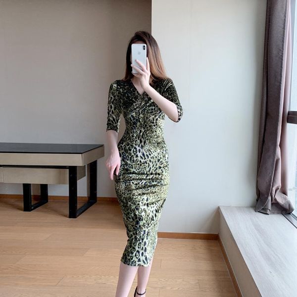 casual dresses leopard print woman elegant dress autumn 2021 hip wrap verano tight fitting fall clothes for women female clothing party, Black;gray
casual dresses leopard print woman elegant dress autumn 2021 hip wrap verano tight fitting fall clothes for women female clothing party, Black;gray