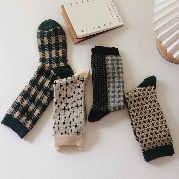 men's socks 1 pair vertical pattern cotton thread color fashion trend wild female contrast retro pile, Black
men's socks 1 pair vertical pattern cotton thread color fashion trend wild female contrast retro pile, Black