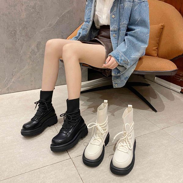 helen pavilion same martin autumn new socks middle tube lace up black short boots women's thick soles
helen pavilion same martin autumn new socks middle tube lace up black short boots women's thick soles