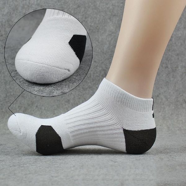 men's socks 1 pairs spring autumn short tube cotton men sweat-absorbent casual deodorant breathable sports, Black
men's socks 1 pairs spring autumn short tube cotton men sweat-absorbent casual deodorant breathable sports, Black