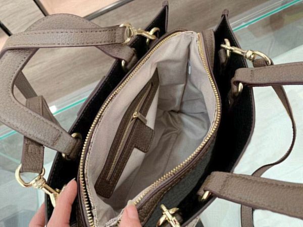classic brand gog ladies tote bag shoulder bag canvas and leather letter print designer women's shopping bag handbag wallet
classic brand gog ladies tote bag shoulder bag canvas and leather letter print designer women's shopping bag handbag wallet