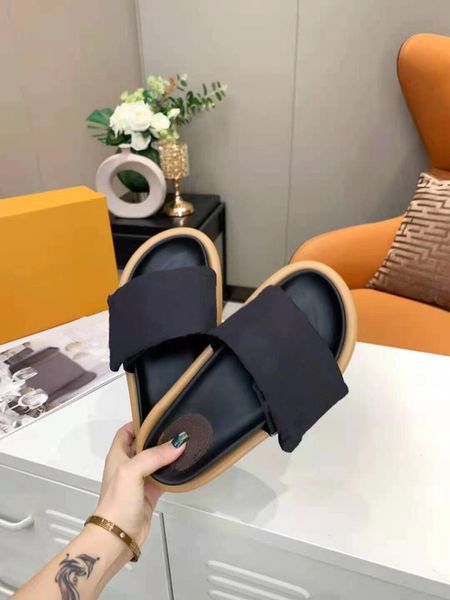 latest pool pillow comfort mules women fashion slippers ladies summer vibrant sandals puffy style classic slides 35-42 #7, Black
latest pool pillow comfort mules women fashion slippers ladies summer vibrant sandals puffy style classic slides 35-42 #7, Black