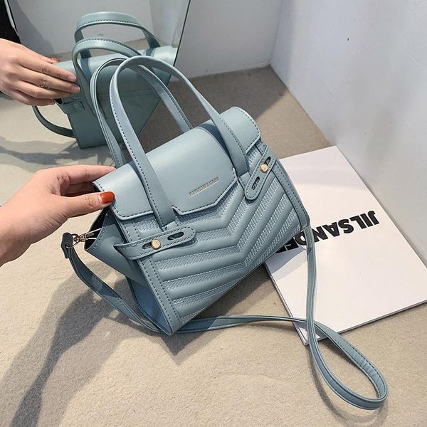 trendy bags 2021 new luxury ladies handbag fashion embroidered small bags for women casual shoulder bag leather cross body bag
trendy bags 2021 new luxury ladies handbag fashion embroidered small bags for women casual shoulder bag leather cross body bag