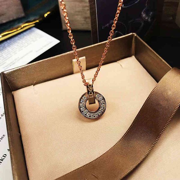 the new baojia diamond inlaid short gold hollow out independent packaging water wave chain women's geometric necklace, Silver
the new baojia diamond inlaid short gold hollow out independent packaging water wave chain women's geometric necklace, Silver