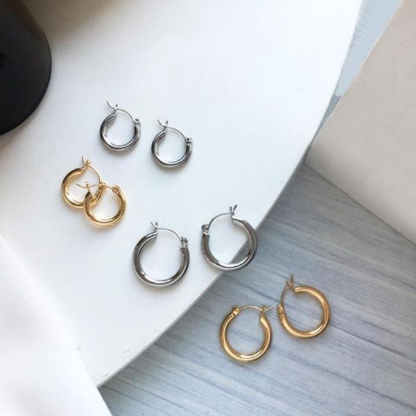 hoop & huggie 8seasons simple women earrings gold/silver color girls party circle round fashion jewelry 20mm x 20mm, 1pair, Golden;silver
hoop & huggie 8seasons simple women earrings gold/silver color girls party circle round fashion jewelry 20mm x 20mm, 1pair, Golden;silver