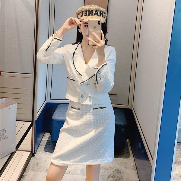 two piece dress small fragrant white tweed outfit 2021 winter women elegant double-breasted short jacket+mini skirt suit work office 2 set
two piece dress small fragrant white tweed outfit 2021 winter women elegant double-breasted short jacket+mini skirt suit work office 2 set