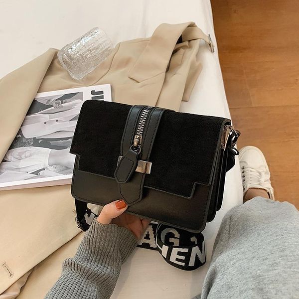 women leather pouch luxury designer bags diamond lattice print mini shoulder chains bag white messenger handbags and purses 2021
women leather pouch luxury designer bags diamond lattice print mini shoulder chains bag white messenger handbags and purses 2021