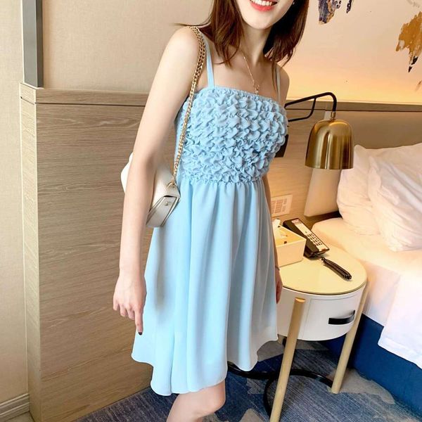 popular 2021 summer suspender spring and dress new korean women ins super slim french design skirt hot, White;black
popular 2021 summer suspender spring and dress new korean women ins super slim french design skirt hot, White;black