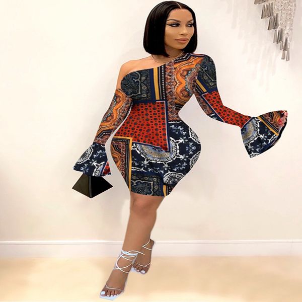 fall printed oblique shoulder long flared sleeve mini dress hollow festival night club fashion streetwear clothing, Black;gray
fall printed oblique shoulder long flared sleeve mini dress hollow festival night club fashion streetwear clothing, Black;gray